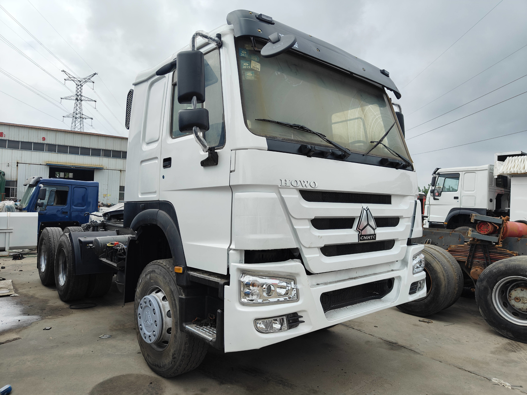 Howo Trailer Head Truck 2022 Year Howo Tractor Truck 371hp Emissão Euro 2 totalmente reformado