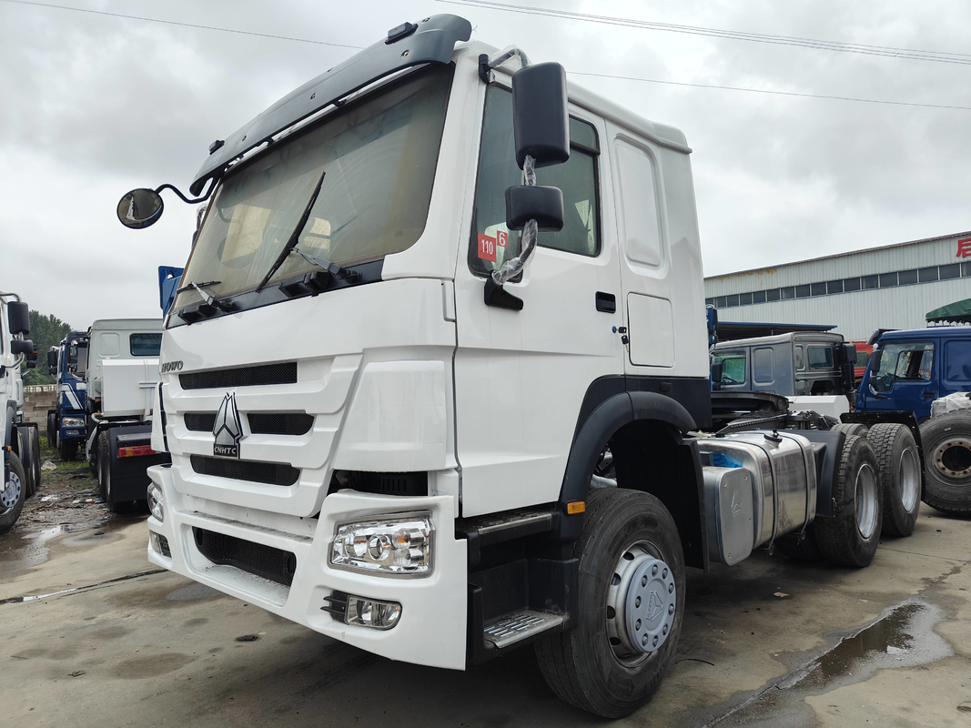 Howo Trailer Head Truck 2022 Year Howo Tractor Truck 371hp Emissão Euro 2 totalmente reformado
