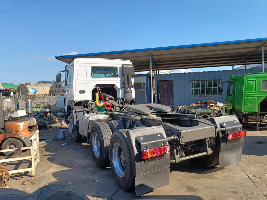 Howo Trailer Head Truck 2022 Year Howo Tractor Truck 371hp Emissão Euro 2 totalmente reformado