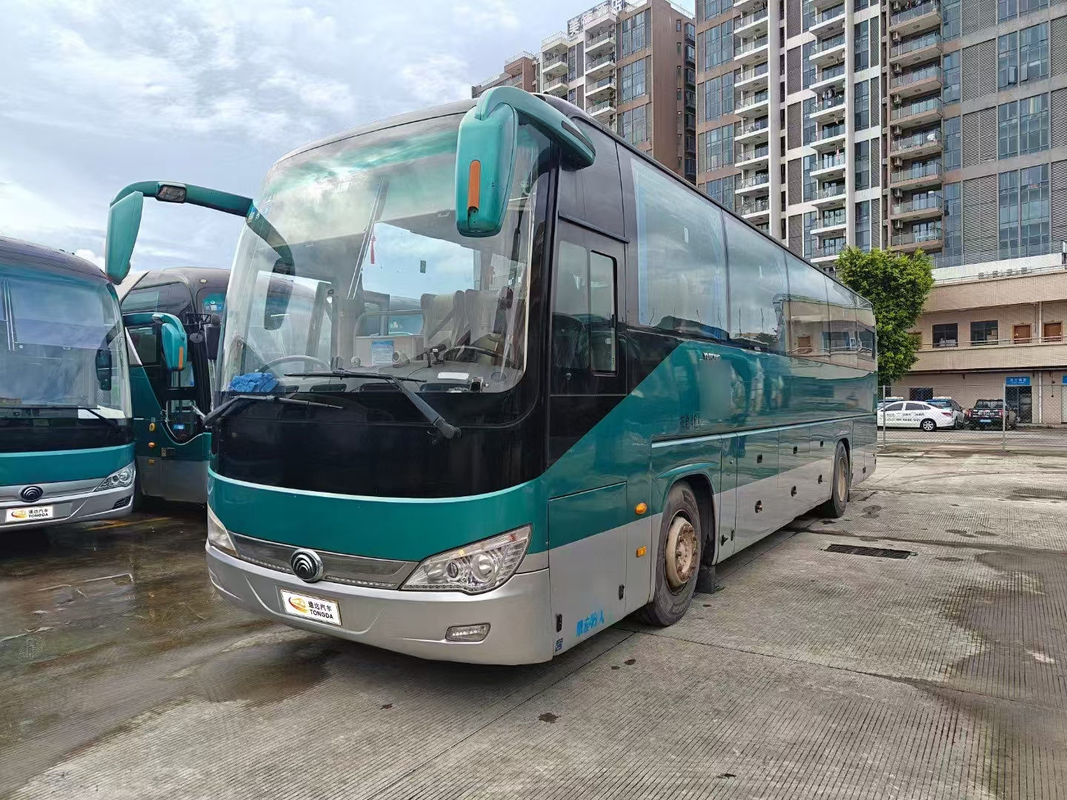 Ônibus Yutong Usados para Venda Ônibus ZK6119 Compartimento de Bagagem 42 Assentos Longa Distância 2017 Ano