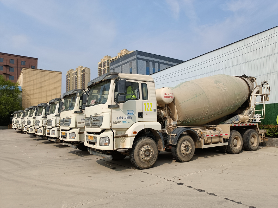 Caminhão de mistura de concreto Shacman usado 12m3 Mixer Tanker M3000 Cabine 2020 Ano Weichai Motor
