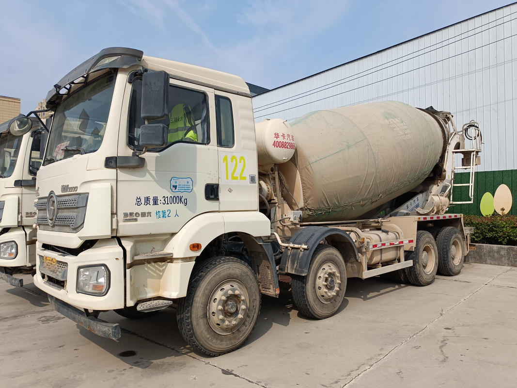 Caminhão de mistura de concreto Shacman usado 12m3 Mixer Tanker M3000 Cabine 2020 Ano Weichai Motor