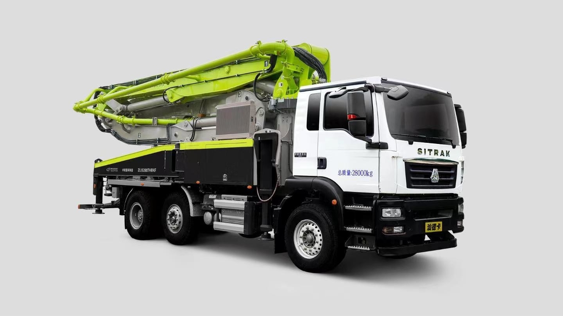Caminhão de bombeamento de concreto 37 metros Zoomlion 6 * 4 Sinotruk Sitrak Chassis Five-Section Boom para flexibilidade