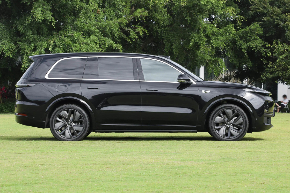 SUV com Extensor de Alcance Li Auto Modelos L9 Ultral 1.5T Alcance de cruzeiro 1000km Velocidade máxima 180km/H