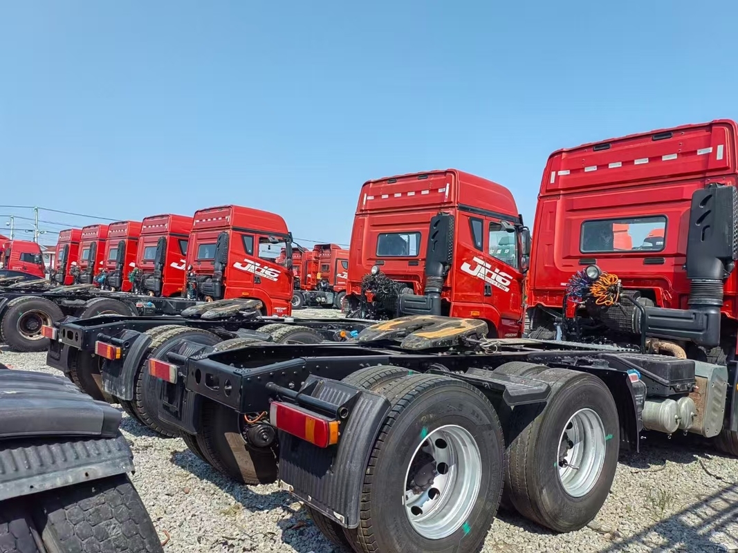 Tractor Used Truck Head FAW Jiefang Trailer Truck JH6 Modelo de baixa quilometragem 2020 Ano Motor eficiente em combustível