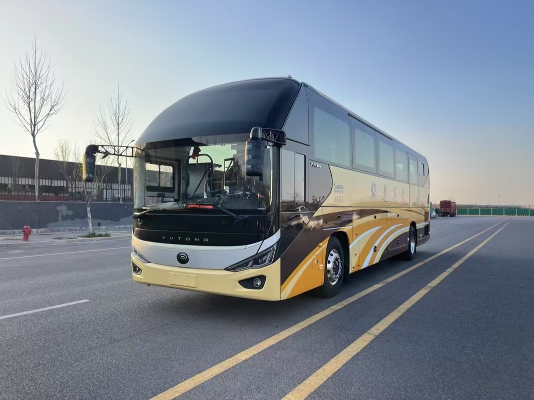 Ônibus Yutong Luxury 2+1 Ônibus Yutong 31 assentos ZK6120 Assentos de negócios Airbag Suspensão 2023 ano