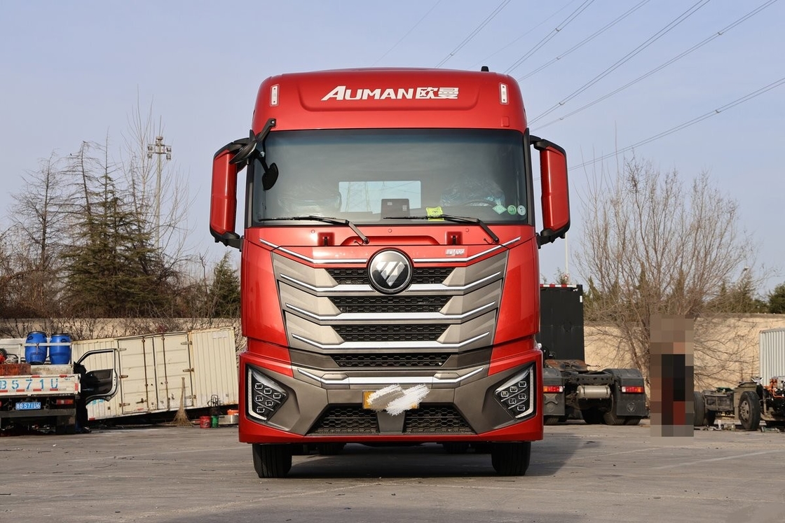 Foton Auman usado 6X4 Tractor Truck Head GTL6 10 Pneus para transporte de longa distância Motor de GNL 530 hp