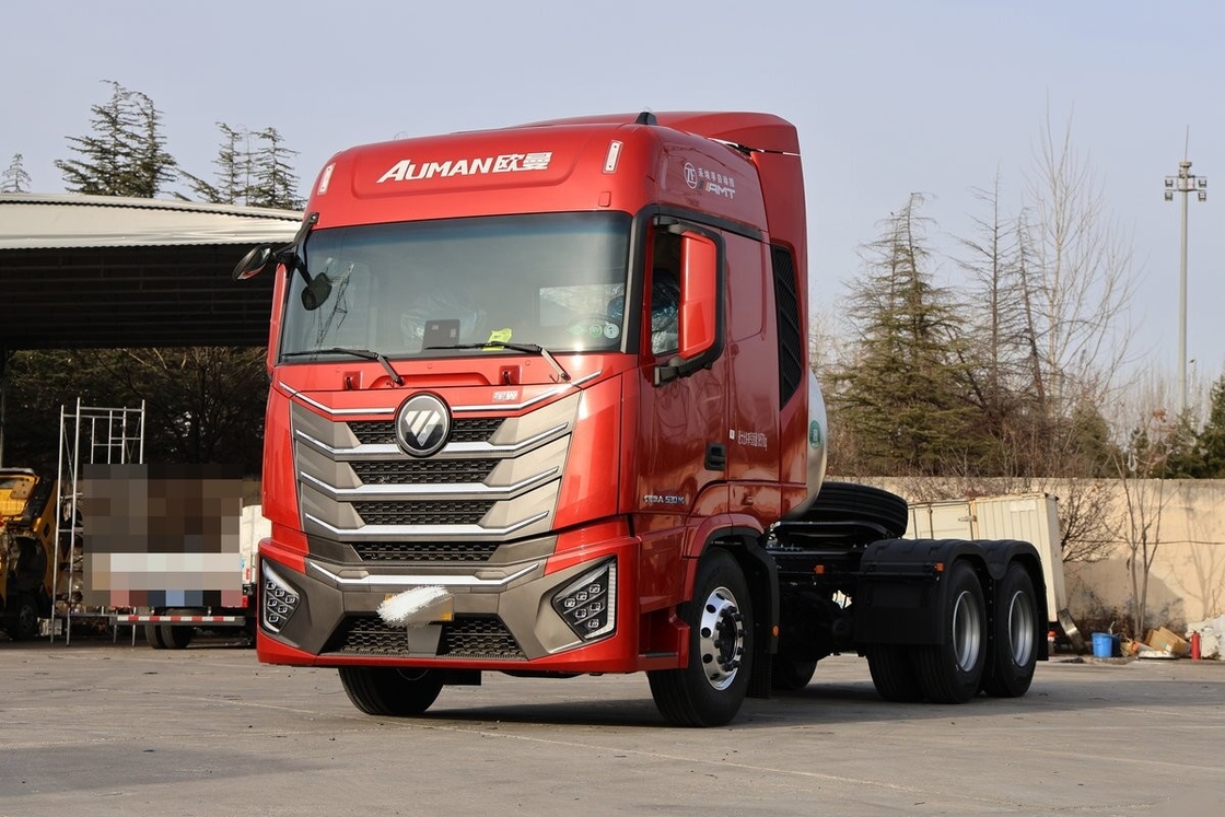 Foton Auman usado 6X4 Tractor Truck Head GTL6 10 Pneus para transporte de longa distância Motor de GNL 530 hp