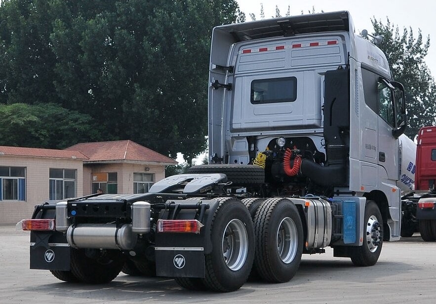 Usado Potente desempenho Cargas pesadas cabeça de trator Foton Auman 510hp 6 cilindros Cummins motor