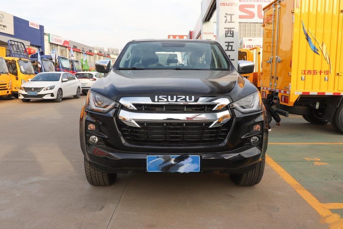Pequeno caminhão de alta autonomia Isuzu 2021 1.9T Diesel 4WD Automático Cabina Dupla Chassi durável