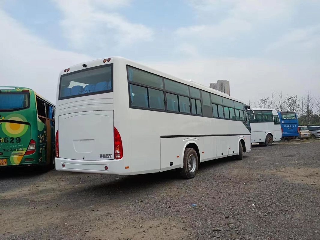 Ônibus Yutong usado em estoque Zk6112d 53 lugares Dachai Diesel Tipo de combustível Euro 2 Motor com porta do meio