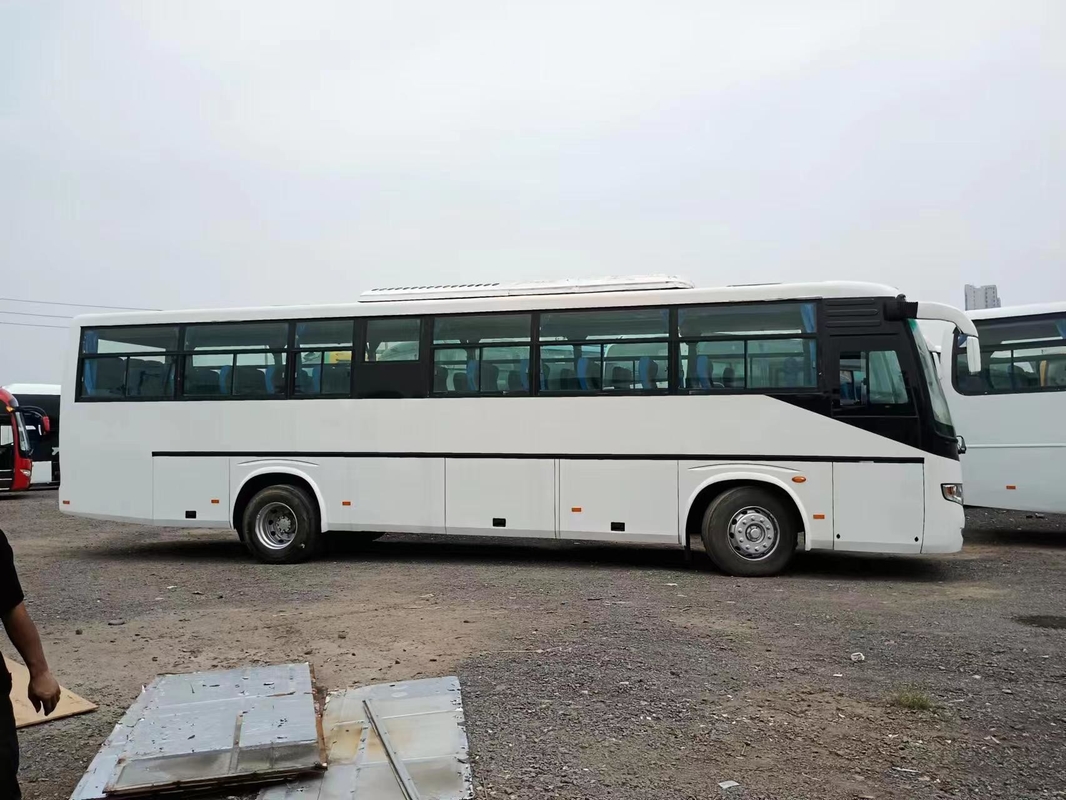 Ônibus Yutong usado em estoque Zk6112d 53 lugares Dachai Diesel Tipo de combustível Euro 2 Motor com porta do meio