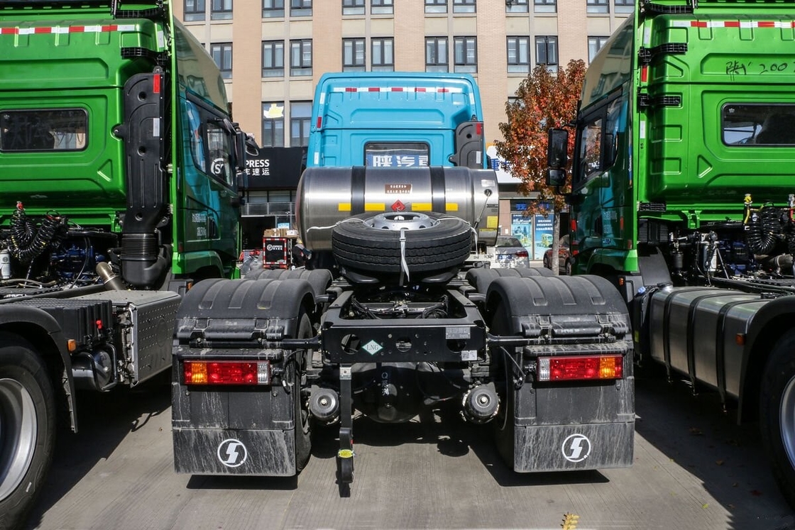 Cavalos Mecânicos Shacman X3000 6*4 Usados à Venda - Motor de 480cv - O Cavalo Mecânico Mais Barato à Venda FOB China