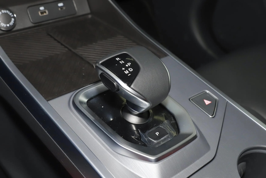 A preços acessíveis 2024 1.5T DCT Longteng Edition PRO para venda 2wd luxo uso familiar