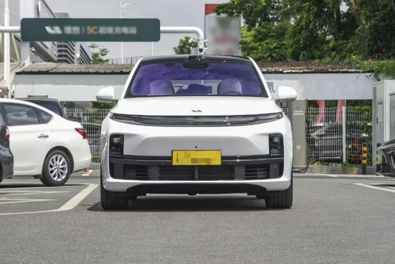 Novo Li Auto SUV 2025 Ano 4WD Carro de alcance estendido Durável Poderoso Carro ideal com cor personalizada