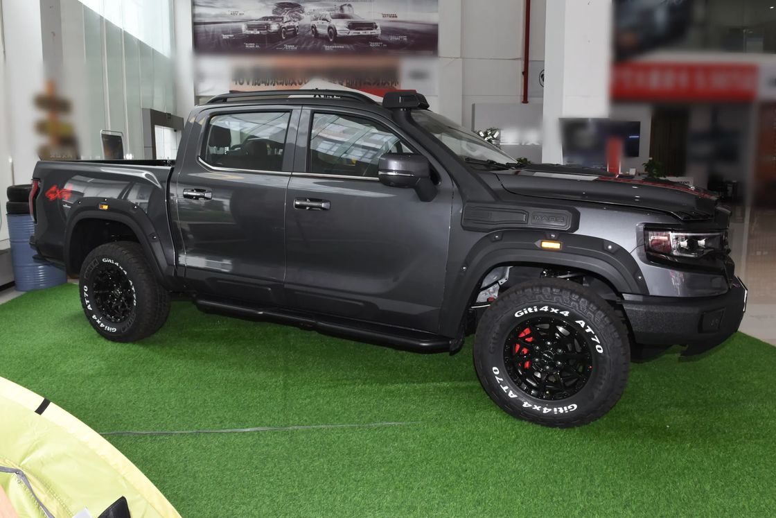 Luxo Novo FOTON Mars 9 2024 2.0T Petróleo 4WD Pickup Euro 6 Cabina Dupla Para exportação para uso familiar