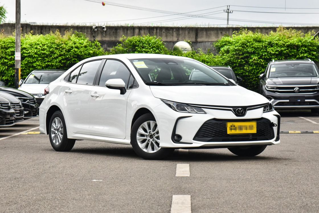 Acessível Novo Toyota Corolla 2024 1.2T gasolina 2WD Euro 6 Para exportação para uso familiar