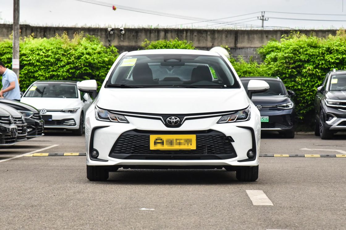 Acessível Novo Toyota Corolla 2024 1.2T gasolina 2WD Euro 6 Para exportação para uso familiar
