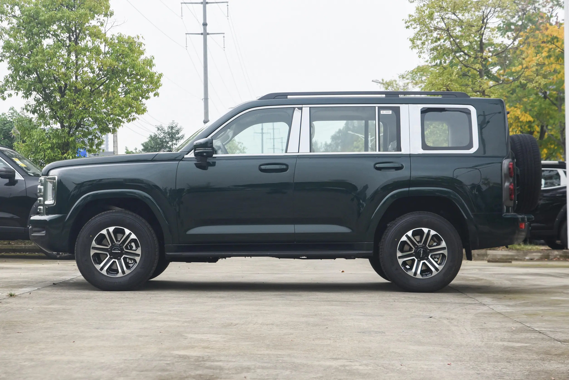 New Great Wall Haval H9 2024 2.0T 224 hp L4 gasolina 4WD Euro 6 para exportação para uso familiar