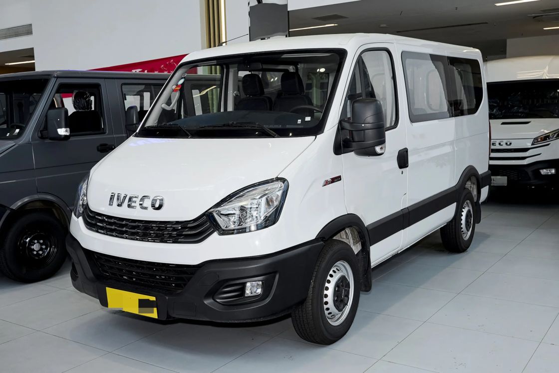 Minivan New Ocean 2024 2.0T Diesel 146 hp Euro 6 Família Minivan para exportação