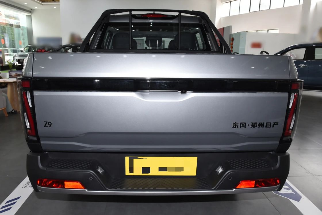 Dongfeng Z9 Pickup 2025 2.3T 6MT Diesel 2WD Euro 6 190hp Perfeito para exportação e viagens familiares