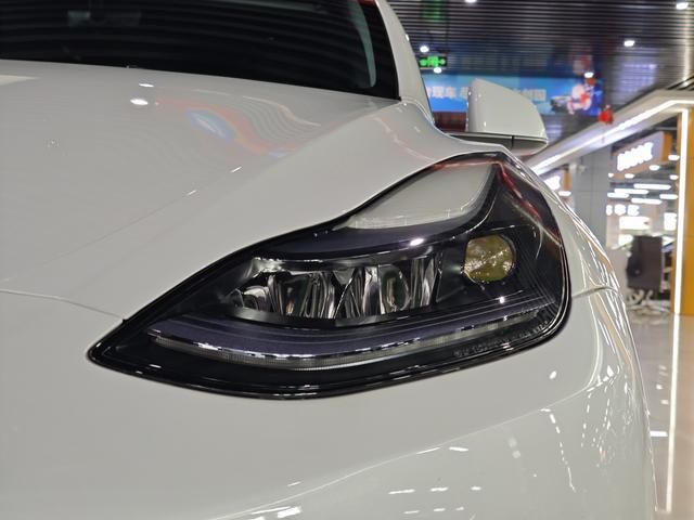 Acessível Usado Tesla Model Y SUV 2022 facelift versão de tração traseira para uso familiar