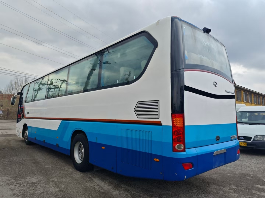 Ônibus Coach 2020 Usado 55 Lugares 12 Metros Forma Lisa Usado King Long XMQ6129 Duas Portas