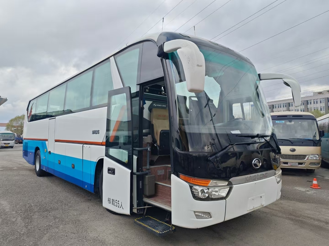 Ônibus Coach 2020 Usado 55 Lugares 12 Metros Forma Lisa Usado King Long XMQ6129 Duas Portas