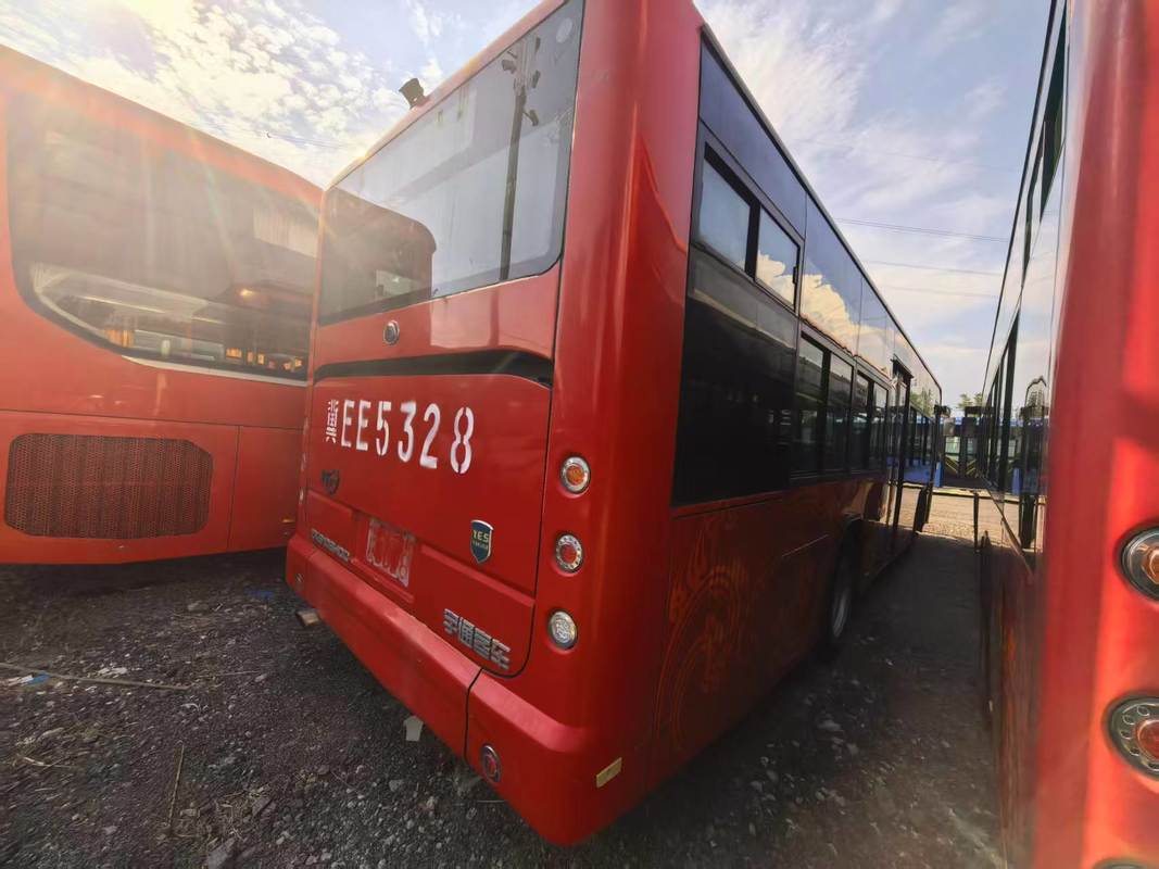 Ônibus urbano ZK6108 usado de 2019, 76/10-41 lugares, 12 metros, formato suave, portas duplas