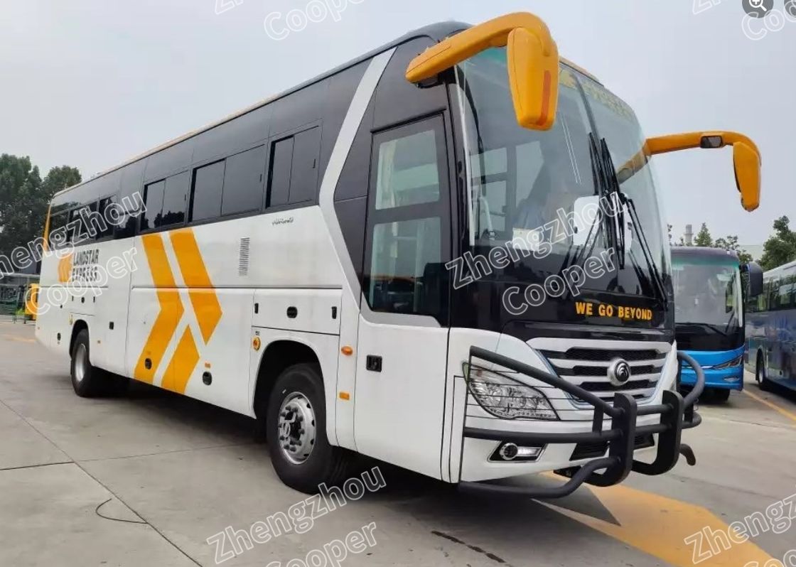 Ônibus de Passageiros Novo da Marca Yutong ZK6120D 2025 67 Lugares Layout 2+3 Motor Cummins Duas Portas para Passageiros e 1 Porta para Motorista Ônibus de Luxo com Volante à Direita