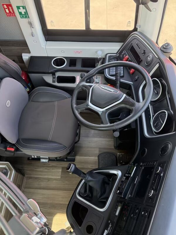 Usado Ônibus Yutong Coach Diesel 12m 50 Lugares C11 C12 2023 Motor Weichai Ônibus Intermunicipais RHD/LHD