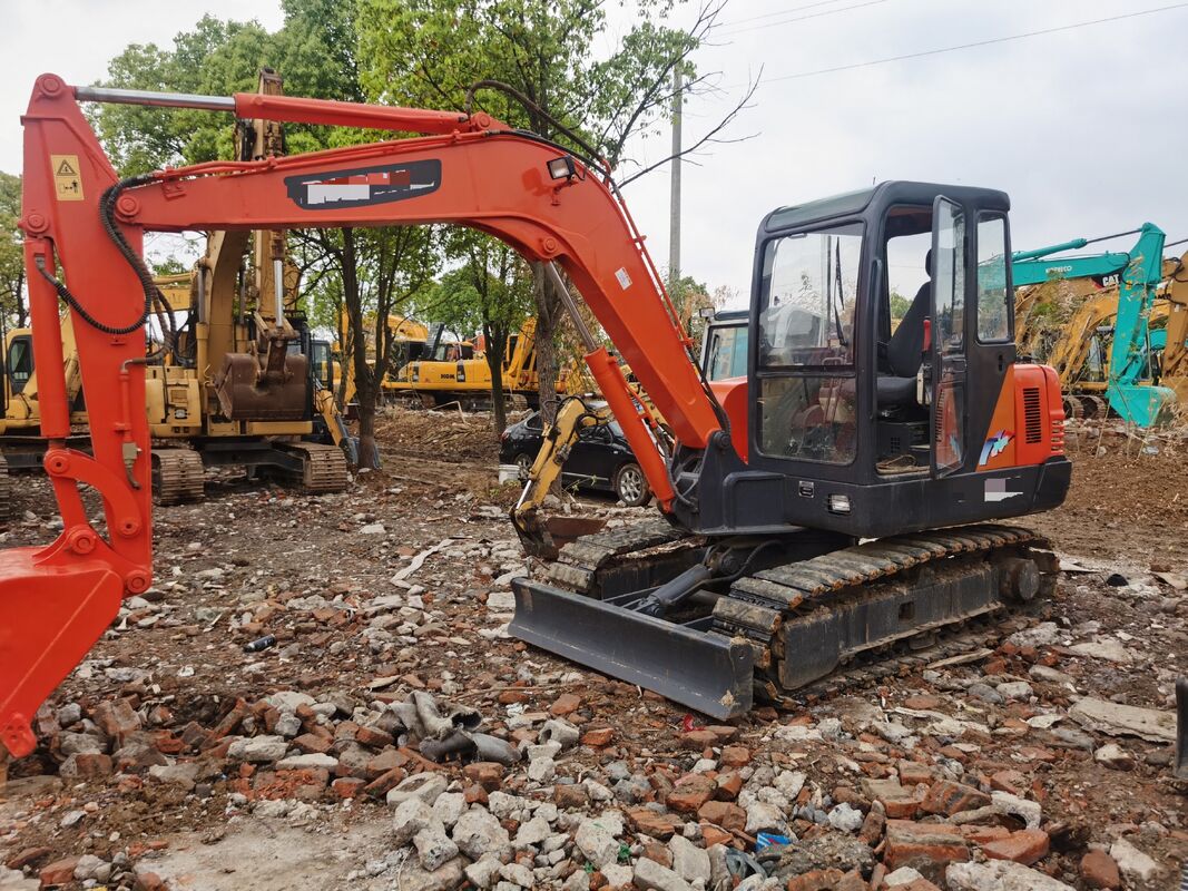 Excavadora usada marca chinesa em excelente estado 5,4T capacidade 0,18 potência nominal 36,2 kW para construção