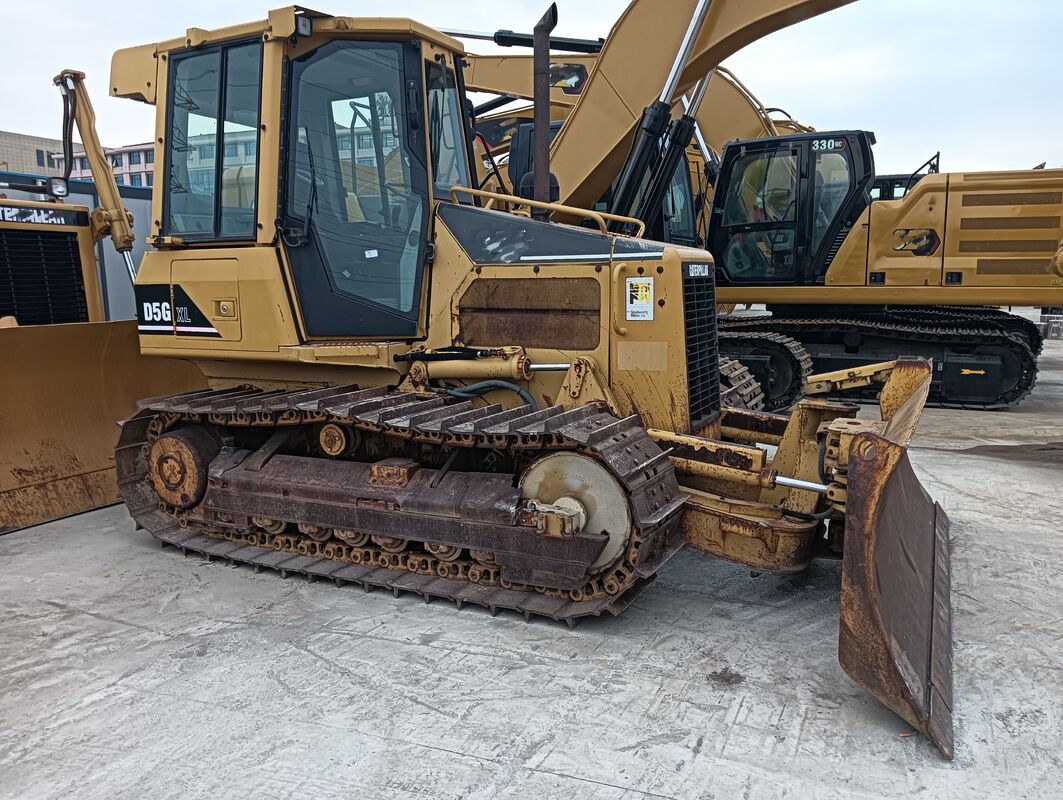 Used Chinese Brand Tracked Bulldozer Bucket Capacit 8.919 Tons In Excellent Condition  74kW 5.0 L For Construction