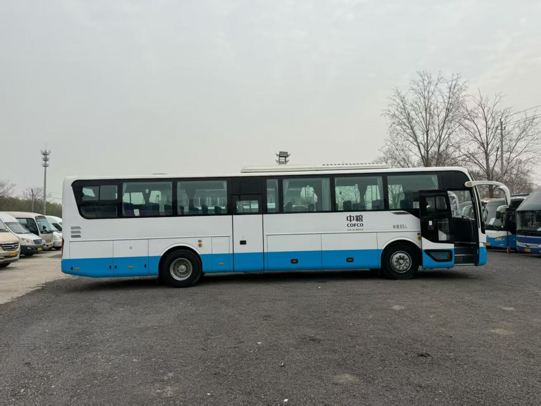 Ônibus Rodoviário Usado Yutong Zk6125 Yuchai 330hp Molas 65 Lugares Luxo para Transporte ou Longa Distância