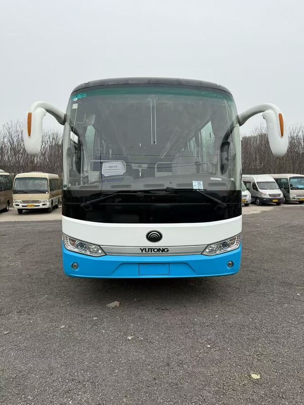 Ônibus Rodoviário Usado Yutong Zk6125 Yuchai 330hp Molas 65 Lugares Luxo para Transporte ou Longa Distância