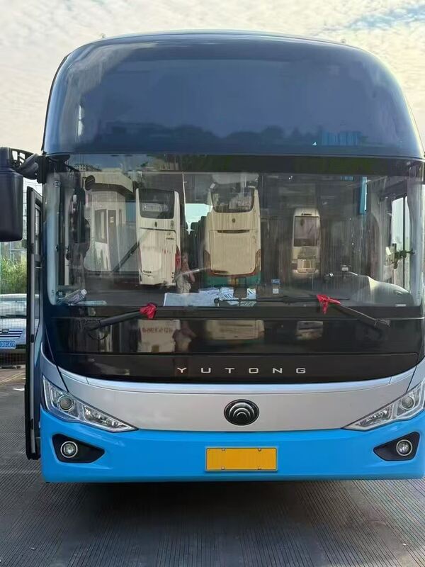 Ônibus de Treinador Usados Yutong Zk6128 Weichai 375hp Euro 5 Feixe de Molas 48 Lugares Luxo Transporte com Ar Condicionado para Transfer ou Longa Distância
