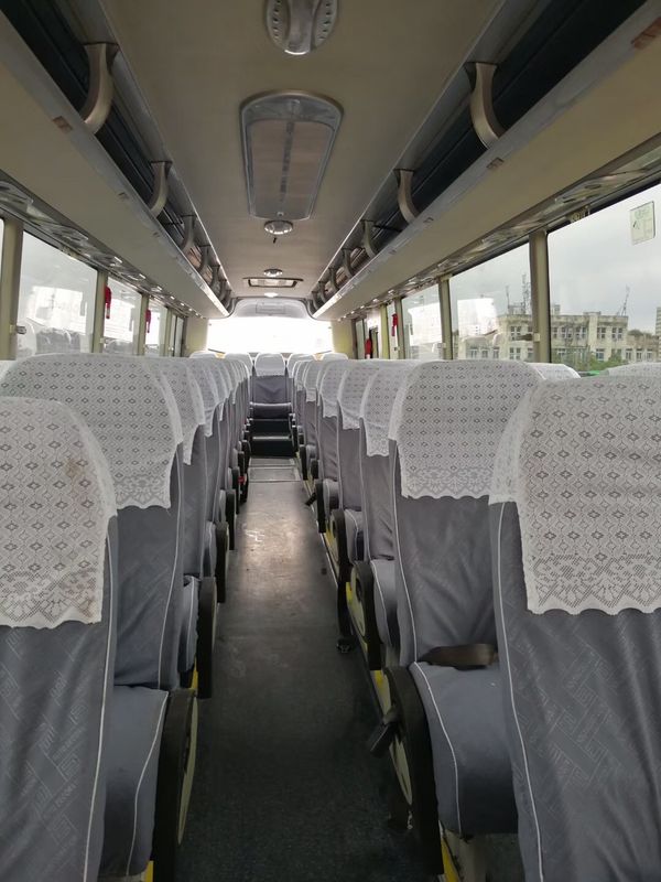 Milhagem usada diesel do ônibus de excursão 321032km do tipo de Yutong com desempenho excelente