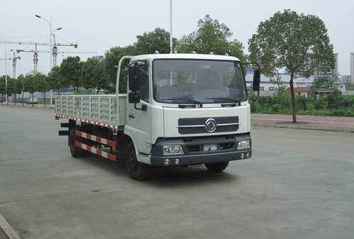 Tipo de 20 toneladas distância entre o eixo dianteira e traseira do combustível diesel do modo da movimentação do caminhão 4x2 da segunda mão de 5000mm