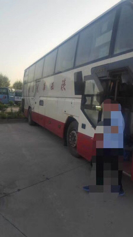 Ônibus usado do trânsito de Kinglong tipo grande 100 km/h de velocidade máxima com 50 assentos