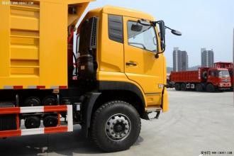 Caminhão basculante usado tipo de DONGFENG 85 km/h de velocidade máxima com o motor B210 33