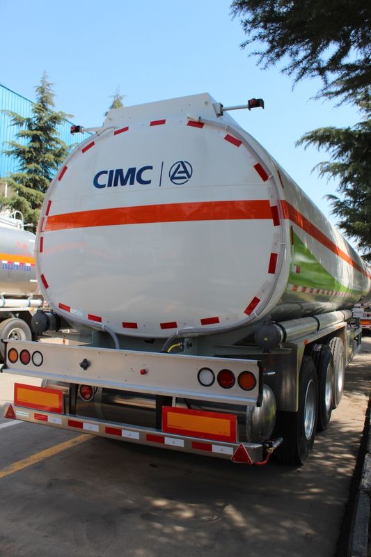 tipo de aço inoxidável usado 45000L dos reboques LINGYU do petroleiro para o transporte do óleo