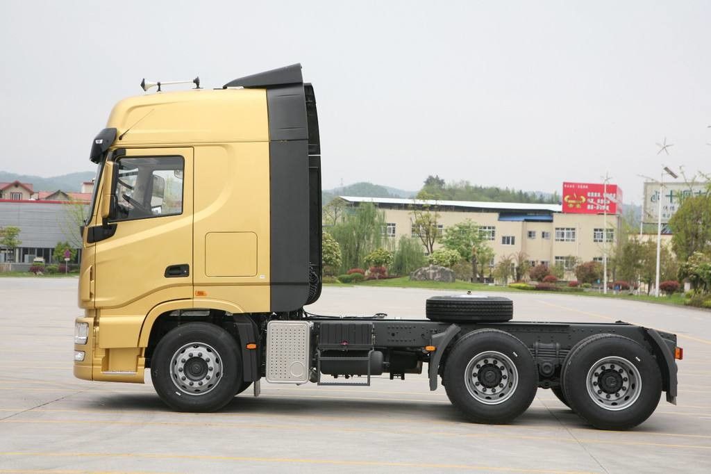 padrão de emissão usado modo do Euro III do tipo do caminhão DONGFENG do trator da movimentação 6x4