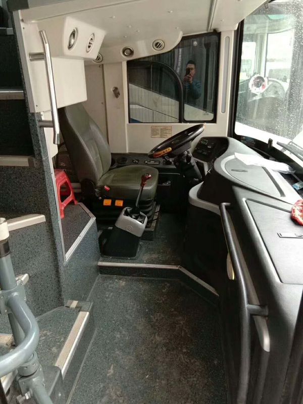 48 assentos usaram os treinadores de motor, chassi da bolsa a ar da segunda mão do treinador com os seis pneus novos