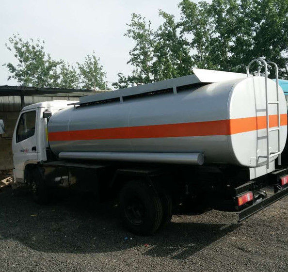Tipo usado 2014 anos do combustível diesel de petroleiro de óleo 5 toneladas - 16 toneladas de capacidade de carga