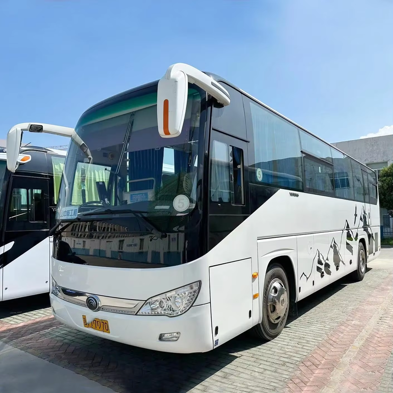 Yutong ZK6110 51 assento pouco usado autocarro LHD manual Euro 3 motor a diesel para venda
