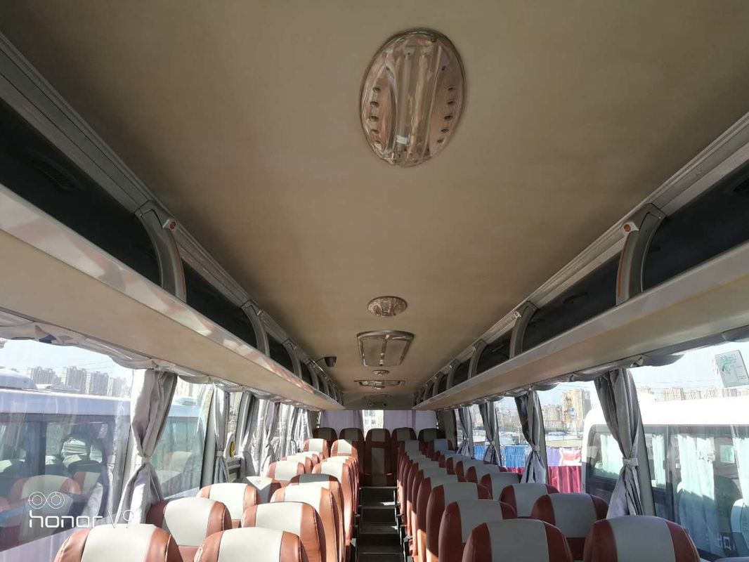 Os assentos de 2010 anos 53 usaram os treinadores de motor, ônibus comercial usado para viajar