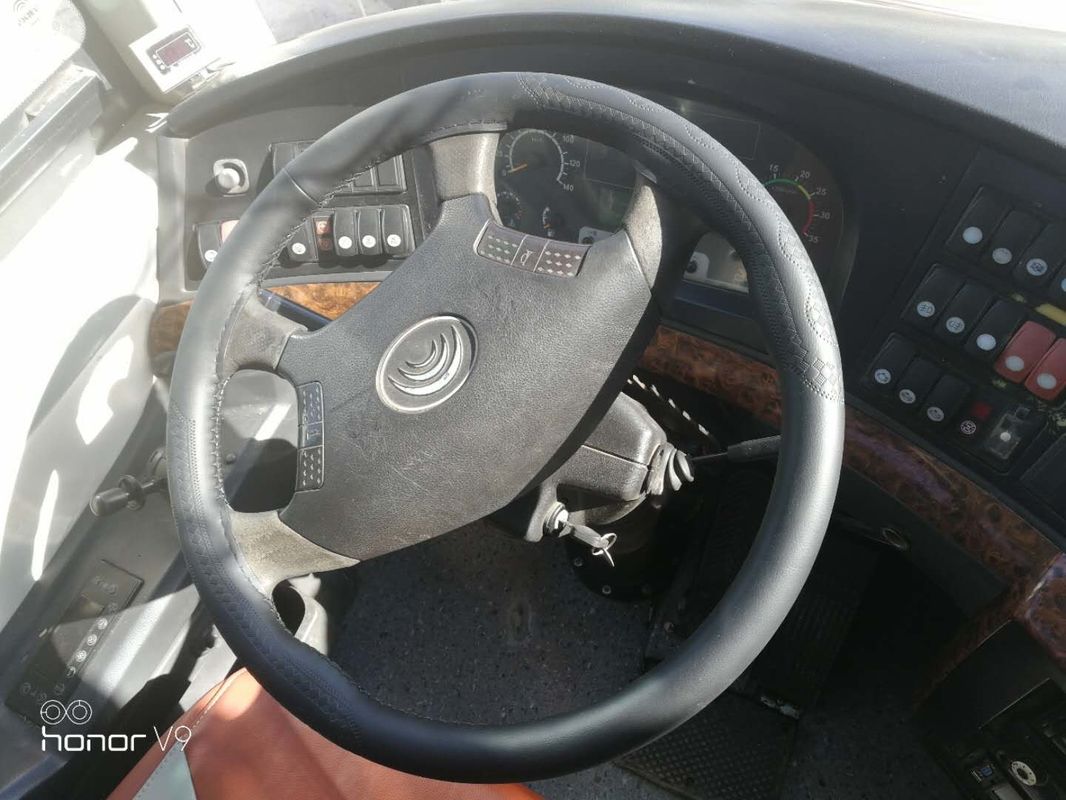Os assentos de 2010 anos 53 usaram os treinadores de motor, ônibus comercial usado para viajar