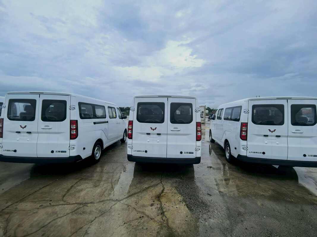 Wuling Yangguang EV, microônibus elétrico, van elétrica de passageiros de 9 lugares, ônibus elétrico puro, ônibus elétrico leve, microônibus elétrico LHD