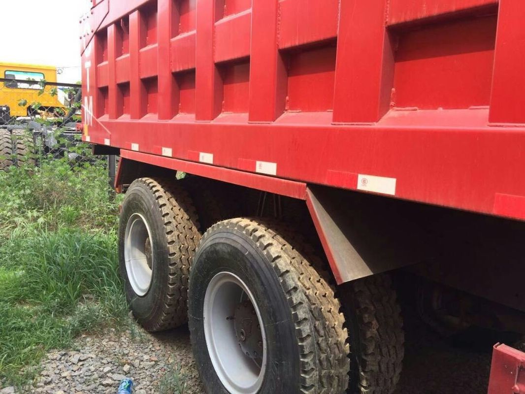 A capacidade de carga útil de 30 toneladas usou o caminhão basculante, caminhões de caminhão basculante usados tipo de HOWO