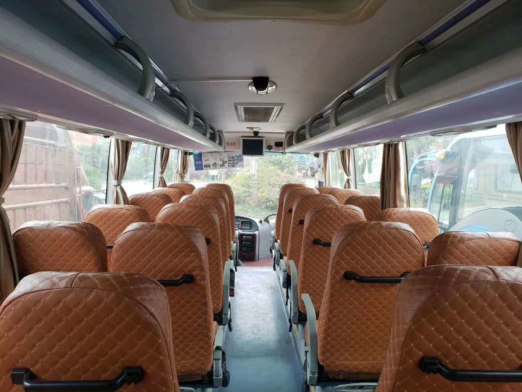 Ônibus usado V do treinador do Euro de 9 medidores, 41 ônibus e treinadores da segunda mão dos assentos para Passanger